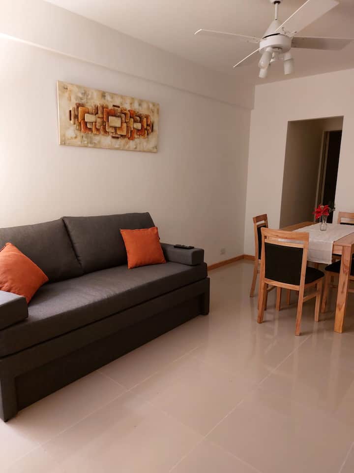 Apartamento de 1 quarto em Flores