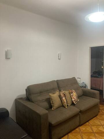 Apto espaçoso, à uma quadra da praia Copacabana gallery image 5