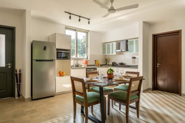 Dining area image 2