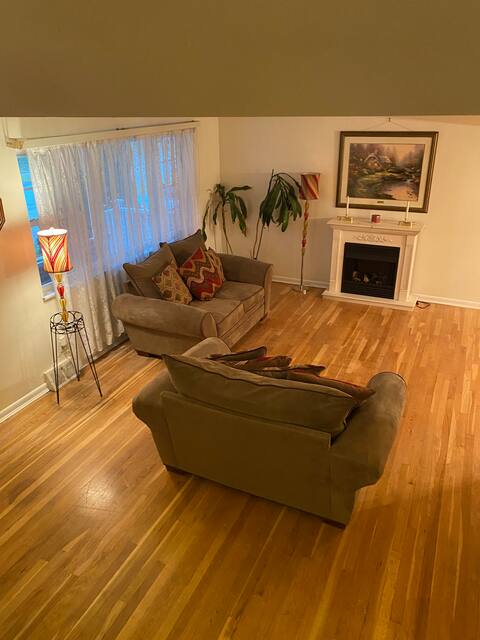 Top Airbnb: Lovely home away from home in Westwood