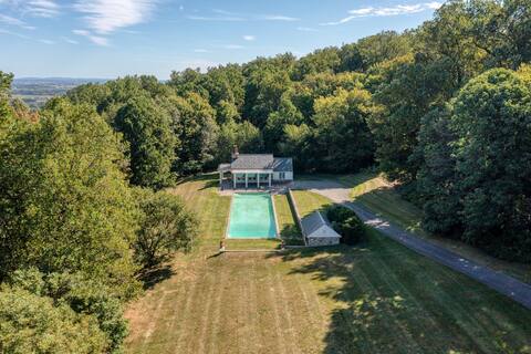 -The Pool Cottage at The Roundtop Estate-