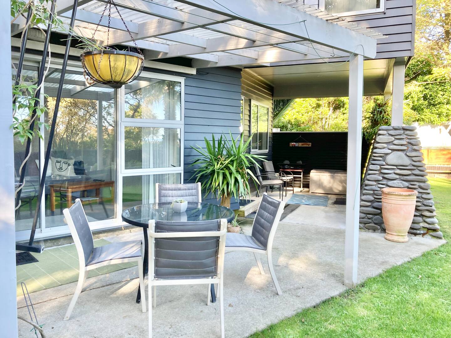 Hilltop La Casa: Next To The Tower On Durie Hill 2