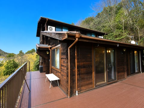 Max. 12 people! Near the beach｜Spacious villa