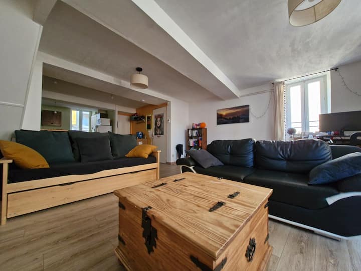 Chez Ced, Dans Le Coeur De Crest - Crest