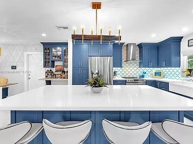 Beautiful house close to Beach and hard rock gallery image 2