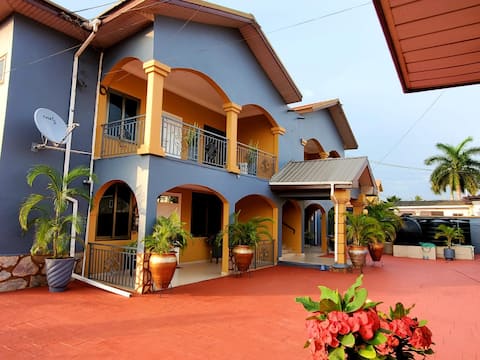 Decor Fiesta|2BR Apt|Near Adjiringano & East Legon