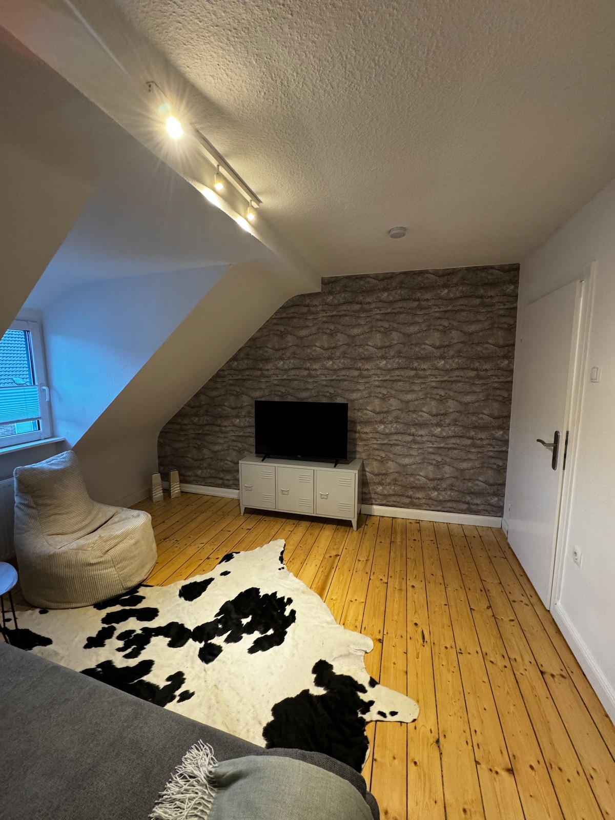 Popular Airbnb listing: Beautiful and cozy apartment in Mönchengladbach