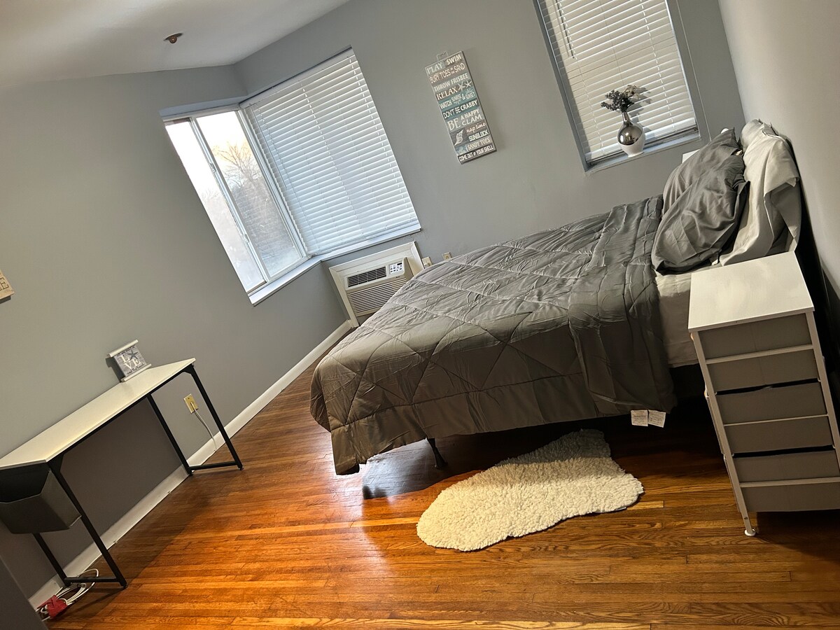 Главна спалня/баня 