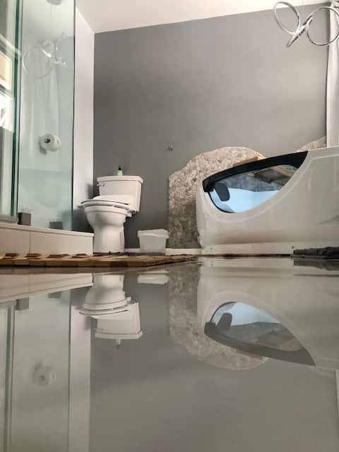 Guesthouse Suite - Blue Door