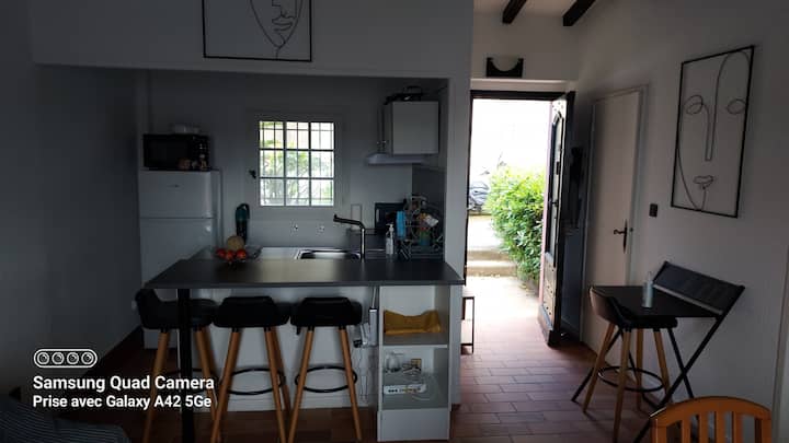 Les Horizons, Calme, Arboré, Sécurisé. - ibis budget Antibes Sophia Antipolis