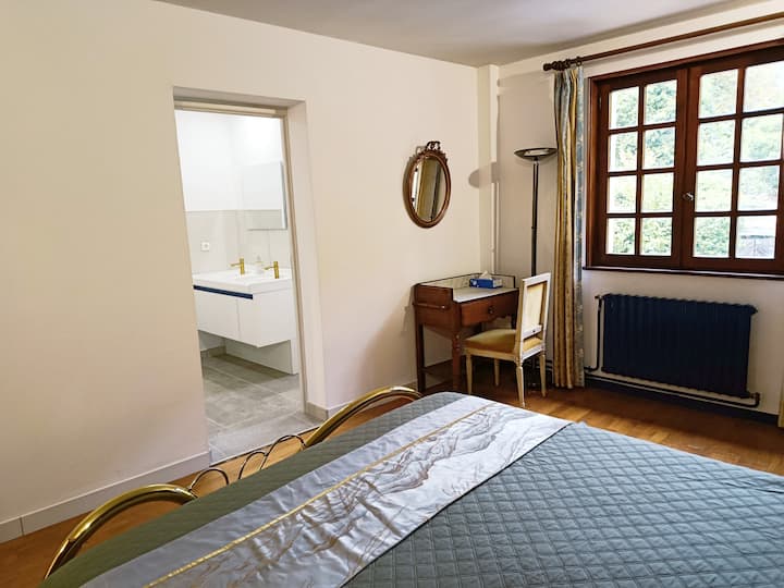 غرفة النوم 2