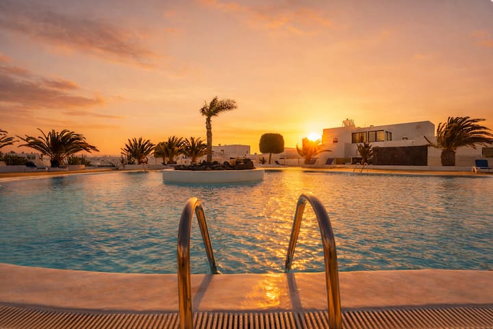 Maison Avec Jardin, Piscine & Terrasse Surle Toit - Lanzarote