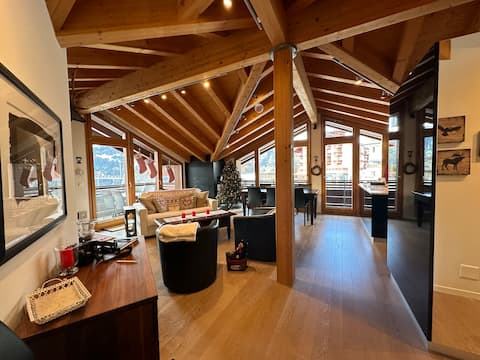 Top Airbnb: Penthouse | Central Wengen | 3 Minutes to Lift in Lauterbrunnen