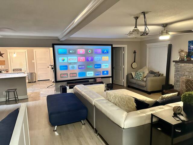 Holiday Getaway w/ Pool & Cinema in Preston Hollow gallery image 4