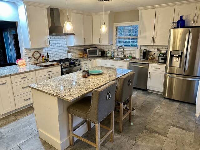 Holiday Getaway w/ Pool & Cinema in Preston Hollow gallery image 5