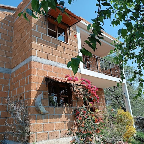 Successful Airbnb property: The Duck House in San Juan Del Río