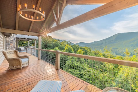 Heated pool, hot tub, fire pit l Majestic views