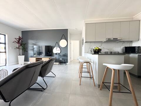 Newly built apartment, Cape Town