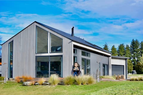 Stylish Alpine house
