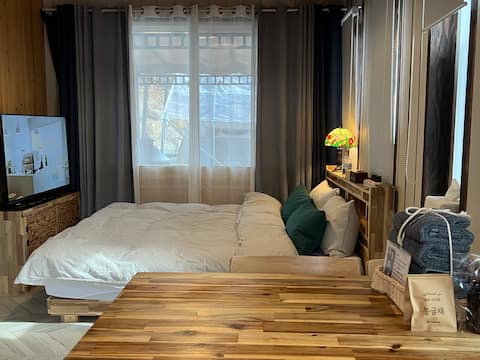 [Mongguljae] A small house in the forest, a hearty Gwangyang countryside camp #Outdoor barbecue #Bae