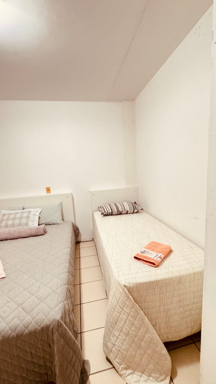 საძინებელი 1