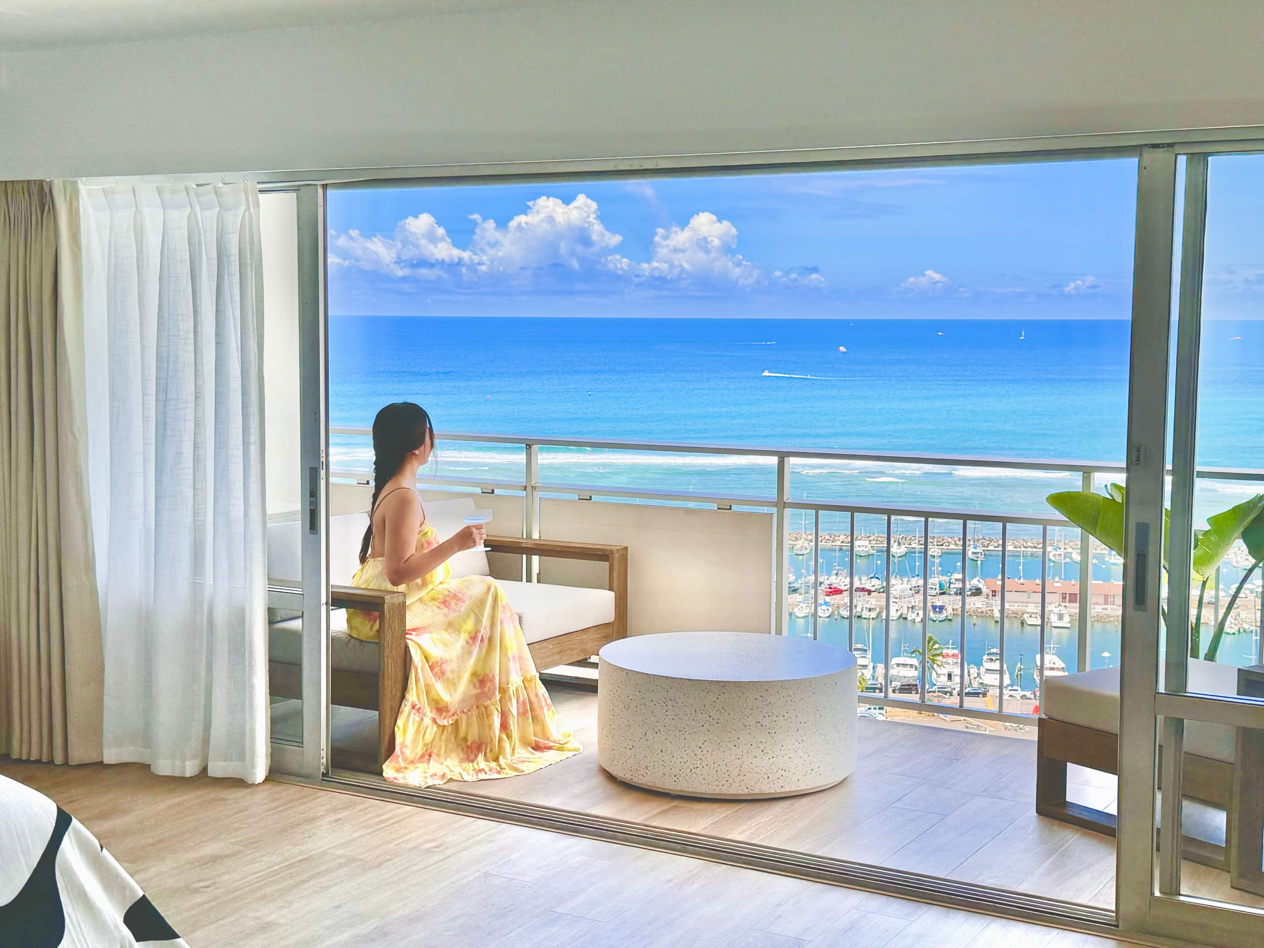 Condo in Honolulu · ★4.97 · 1 bedroom · 2 beds · 1 shared bath - Image 2