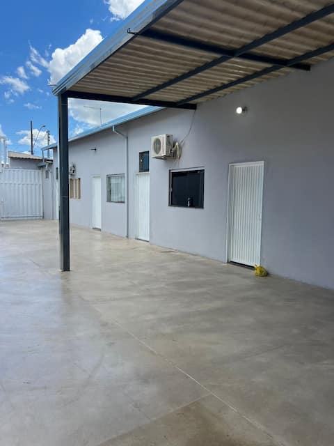 House 2 bedrooms en-suite kitchen