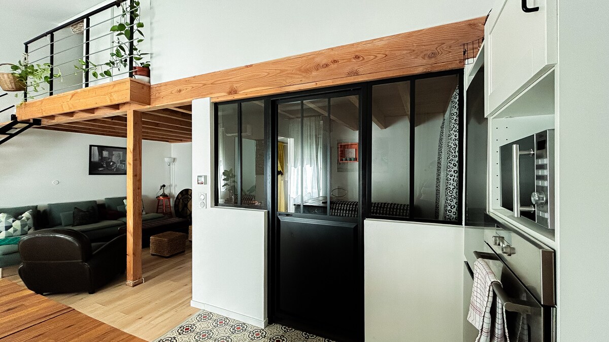 Top Airbnb: Bright duplex at Les Halles de Sète in Sète