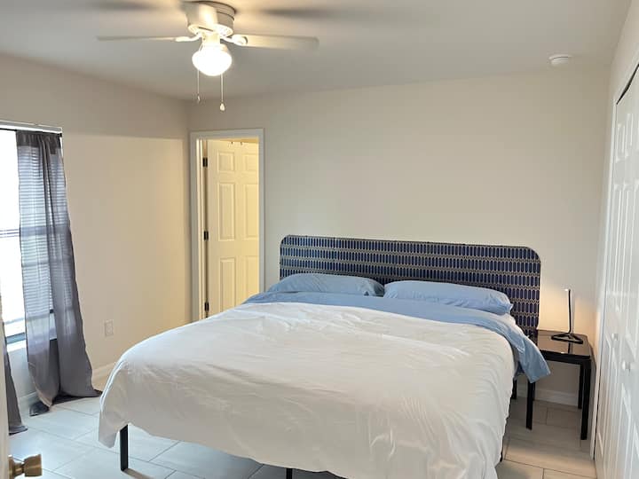 Primárna spálňa - manželská posteľ