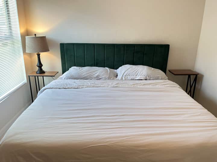 Spálňa 2 - manželská posteľ