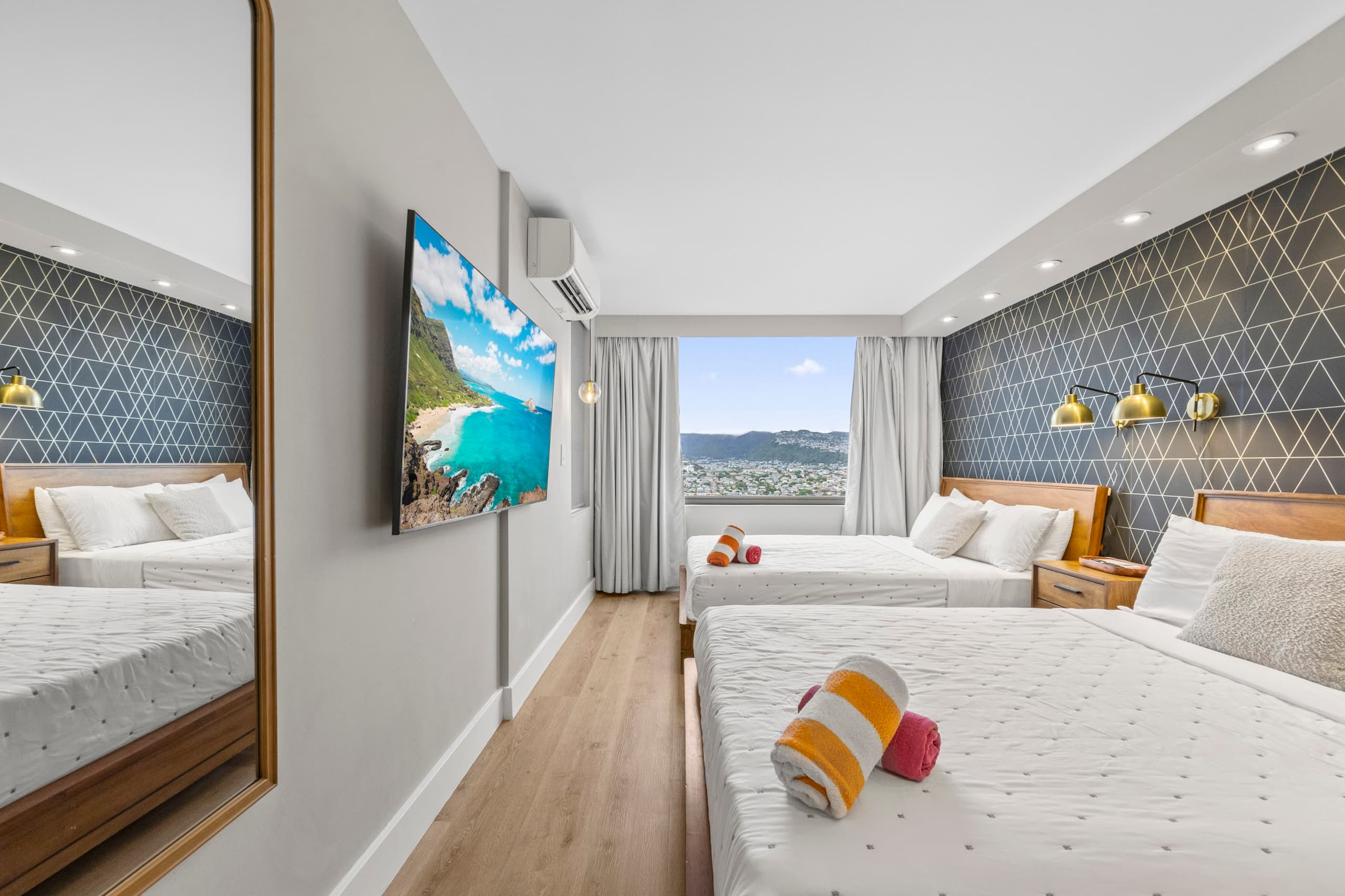 25F-Stunning & Upscale-Mountain View-1BR/Parking! - Image 28