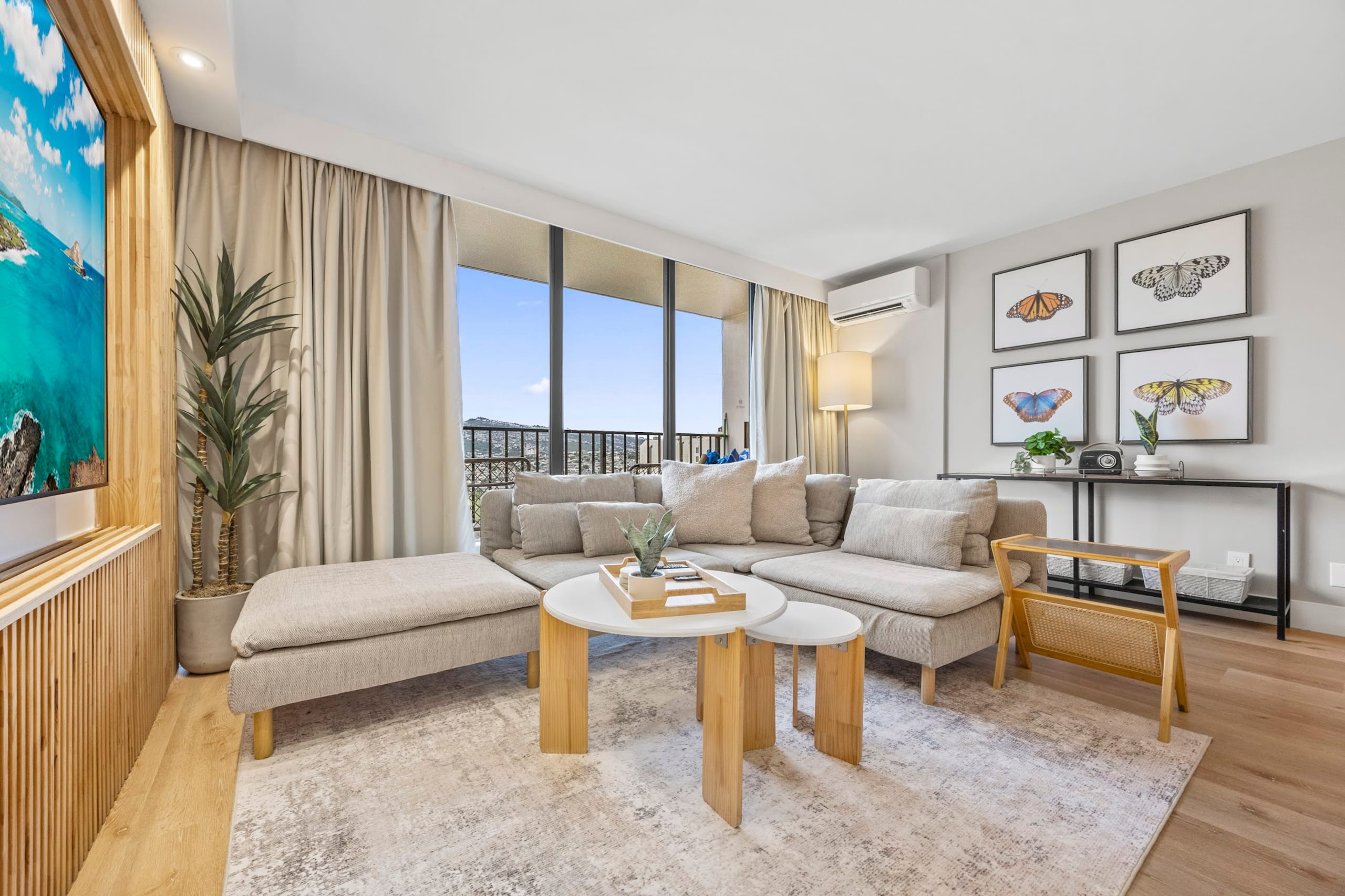 25F-Stunning & Upscale-Mountain View-1BR/Parking! - Image 3