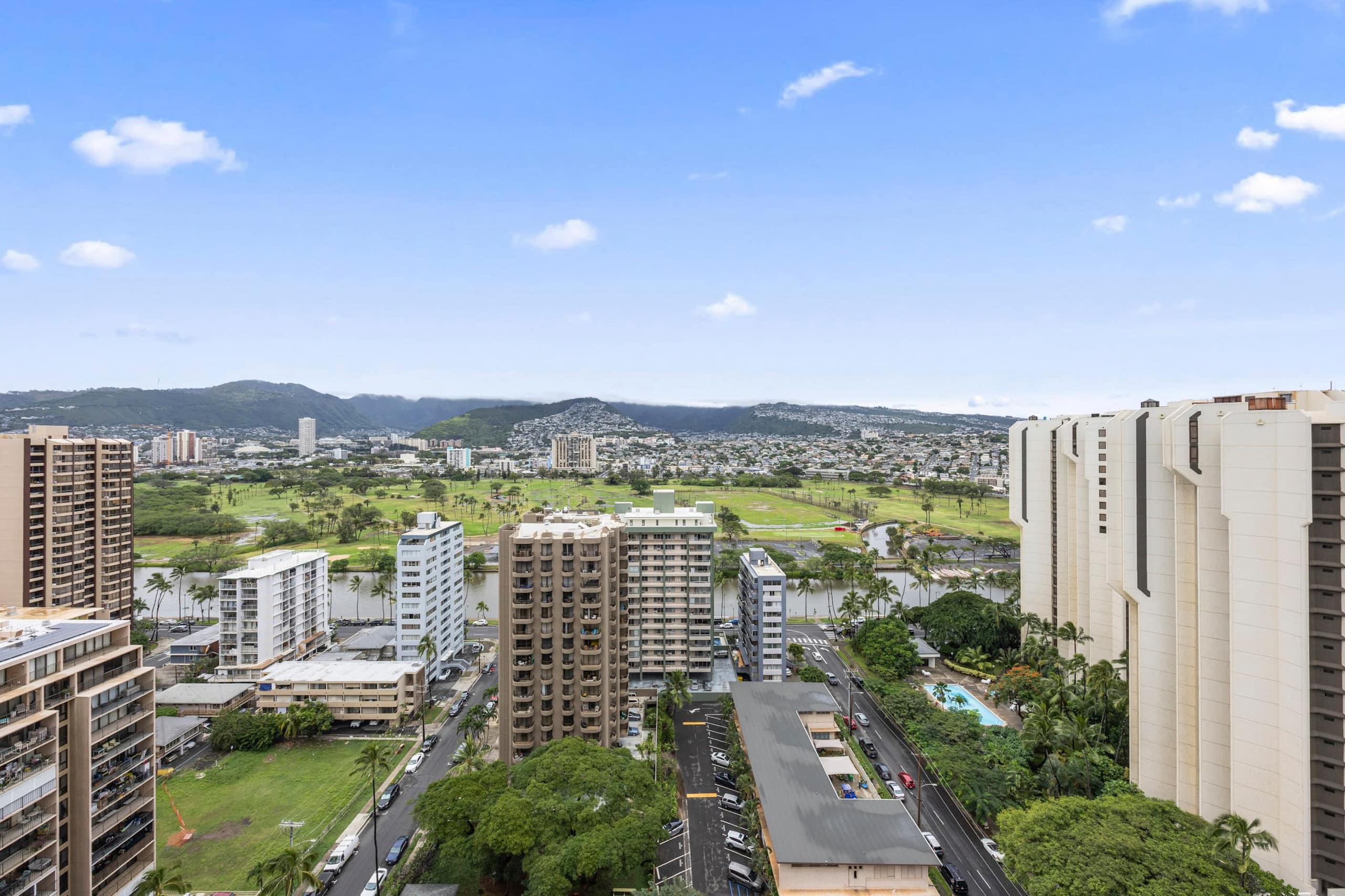 25F-Stunning & Upscale-Mountain View-1BR/Parking! - Image 47