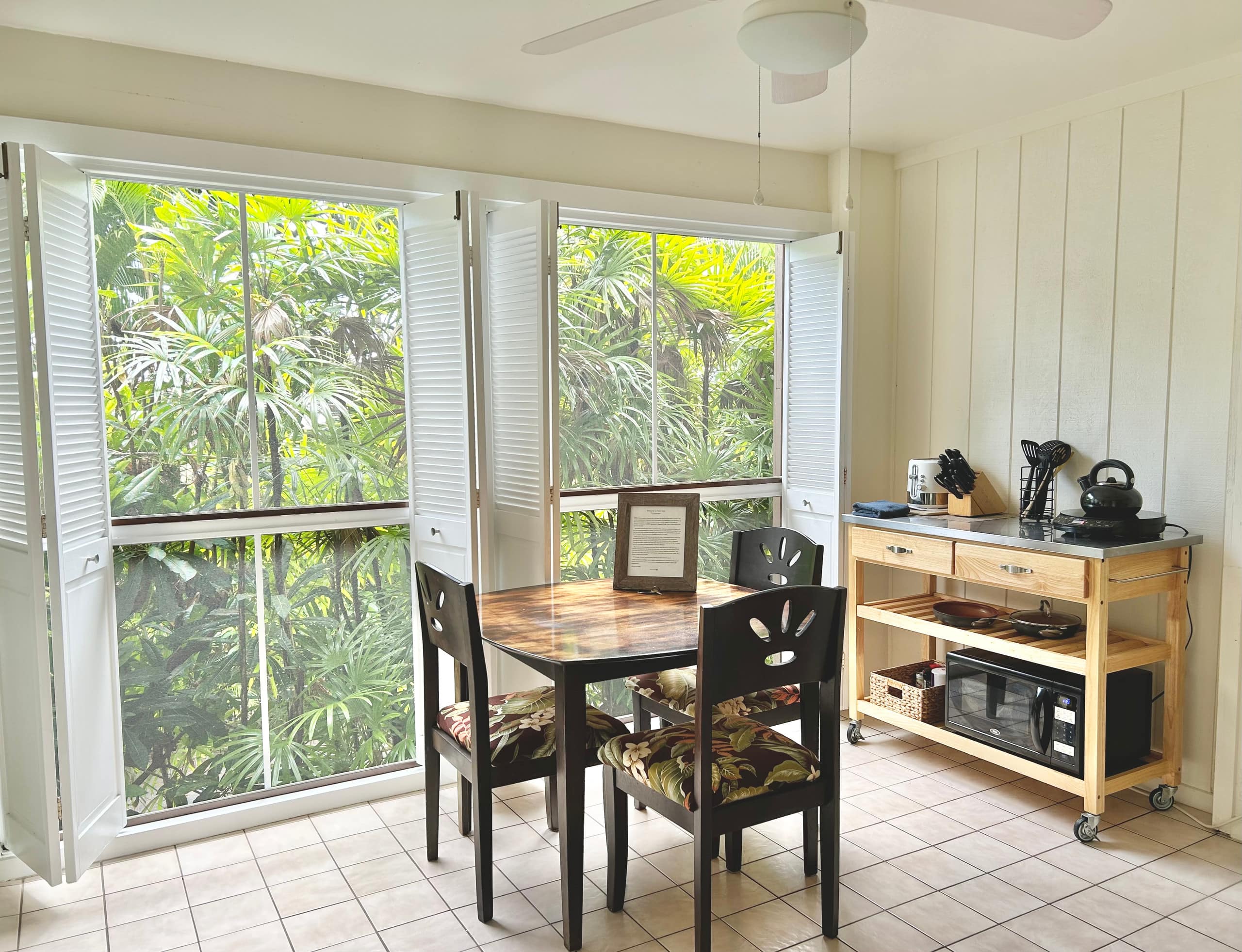 Condo in Kailua-Kona · ★4.74 · 1 bedroom · 1 bed · 1 bath - Image 4