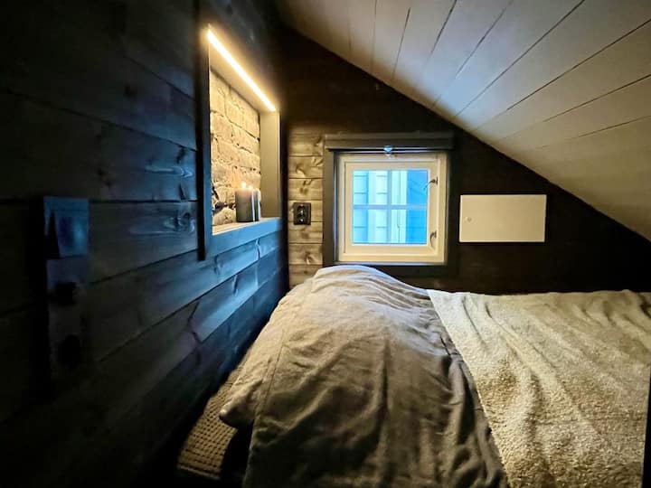 New Mini House In Historic Alley With Small Patio - Bergen