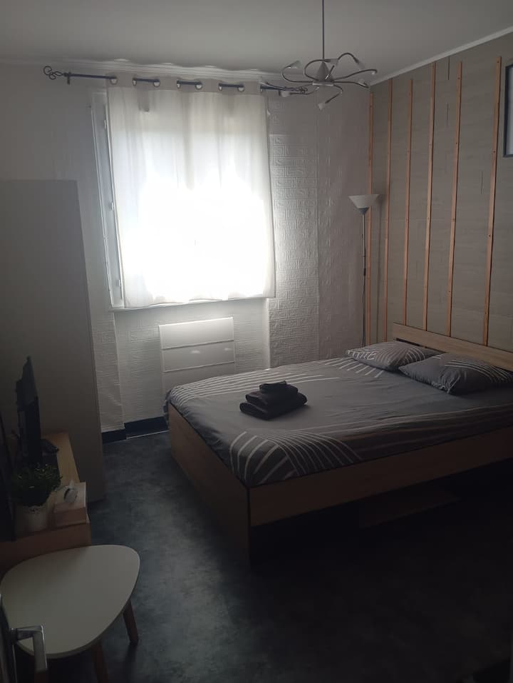 Studio Calme Et Reposant, Bien Situé. - Boé