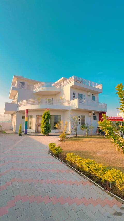 Musafir Farms