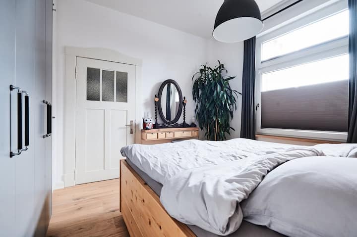 Schlafzimmer 2