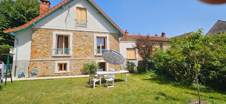 5-bedroom house with garden in Palaiseau