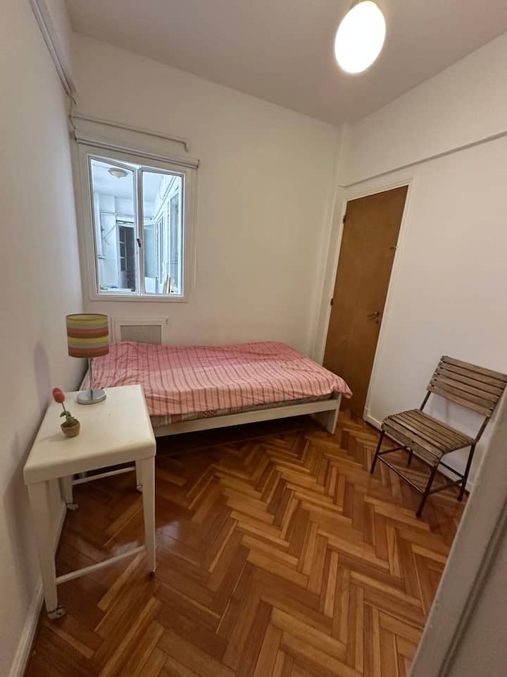 საძინებელი 4