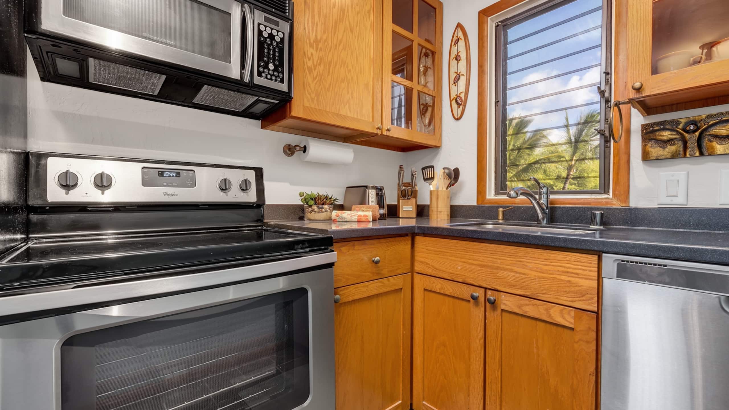 Condo in Kailua-Kona · ★4.83 · Studio · 1 bed · 1 bath - Image 4