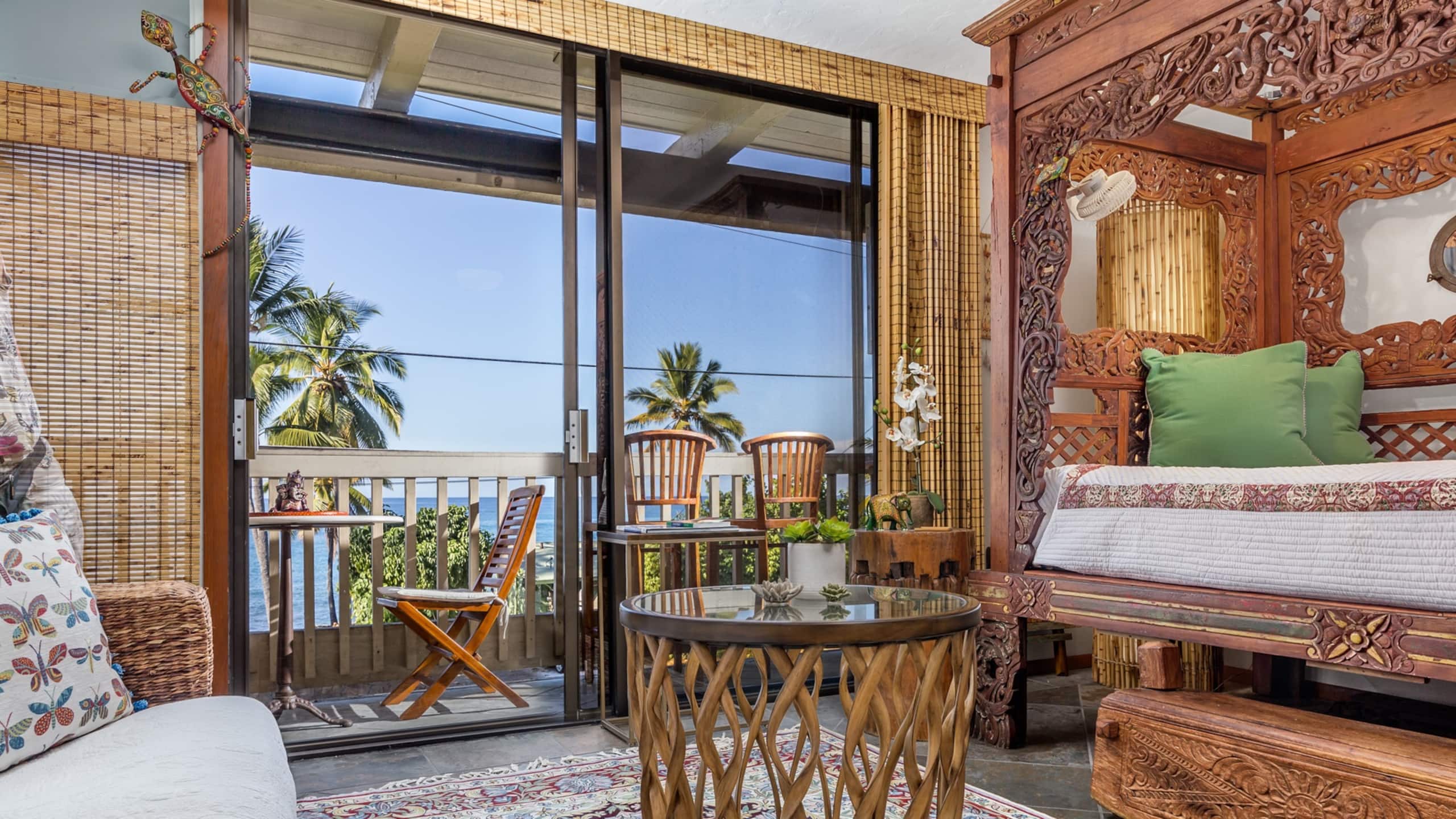 Condo in Kailua-Kona · ★4.83 · Studio · 1 bed · 1 bath - Image 2
