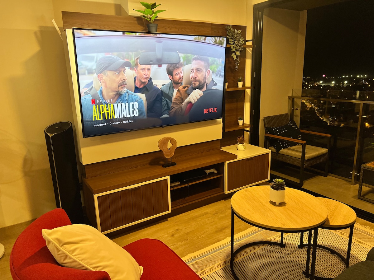 Ndiq filmat dhe serialet më të mira të Netflix.