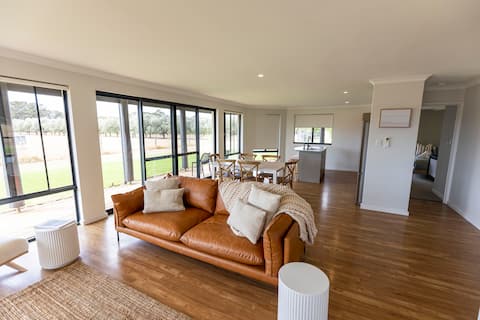 Top performing Airbnb: Birak Cottage at Windance in Yallingup