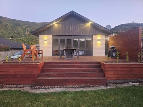 Slice of paradise in Waikawa