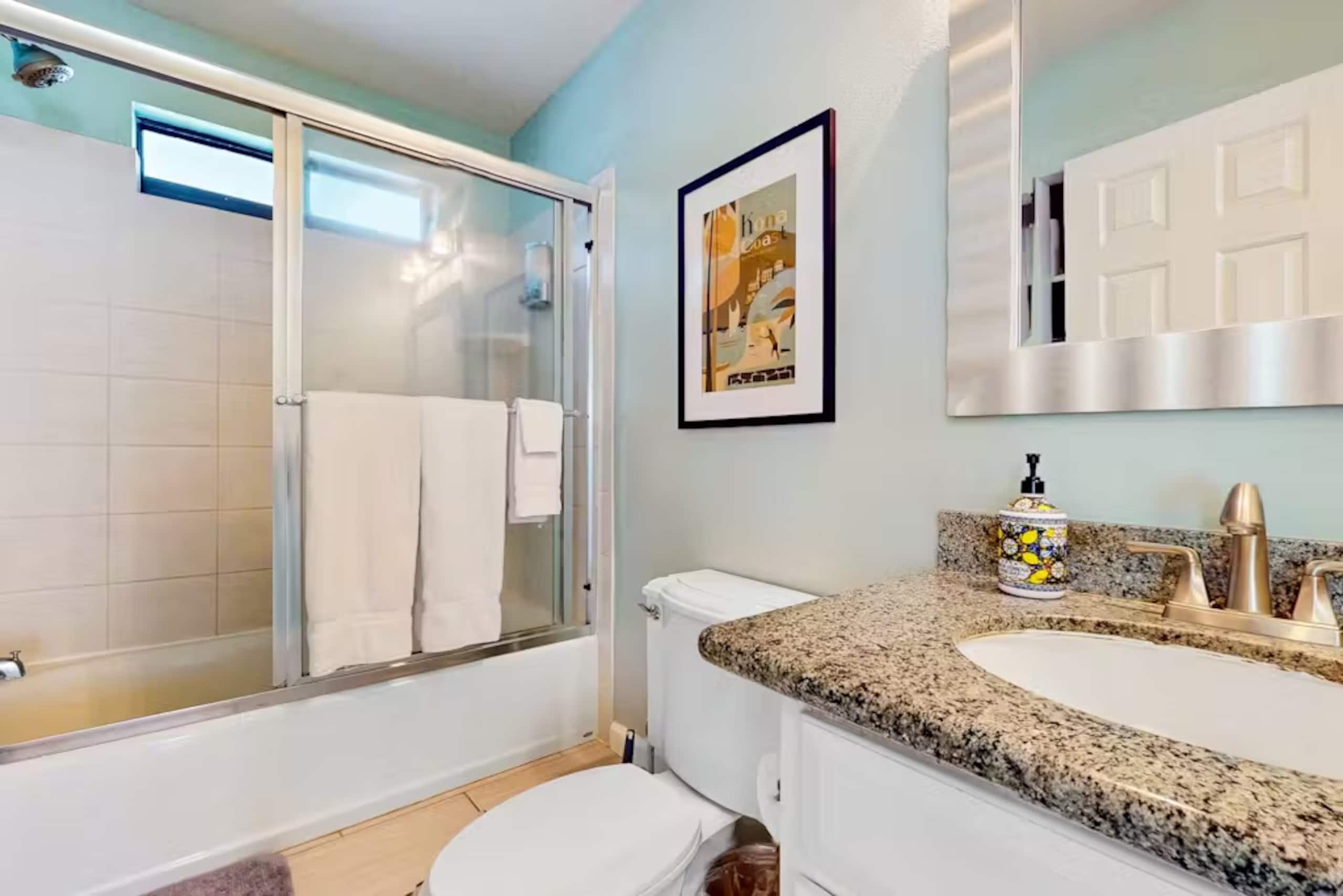 Home in Kailua-Kona · ★4.9 · 4 bedrooms · 4 beds · 2 private baths - Image 21