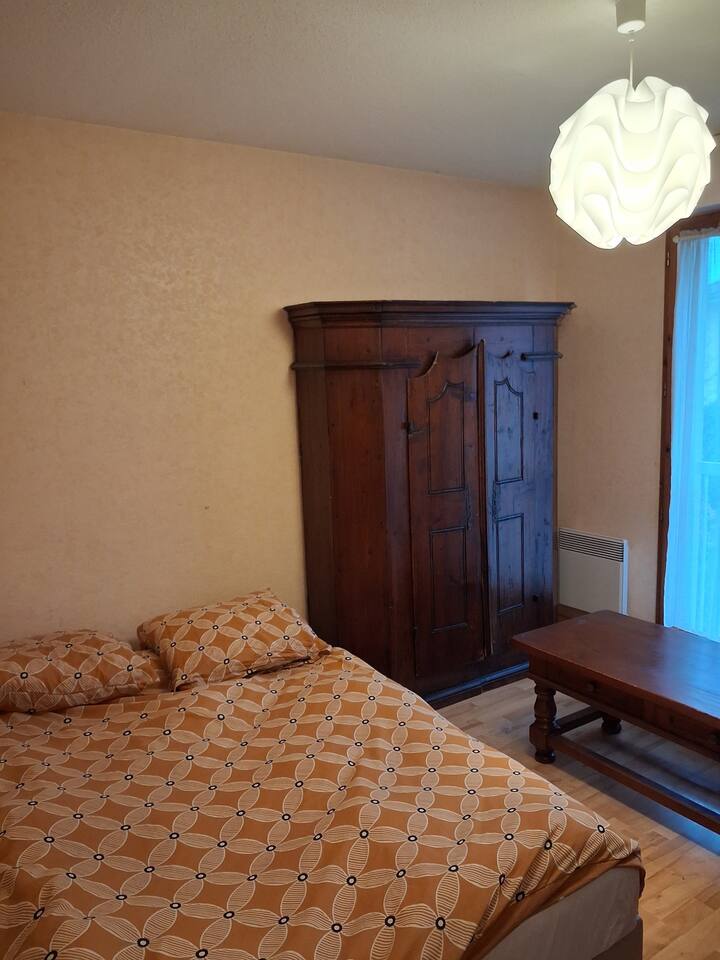 საძინებელი 2