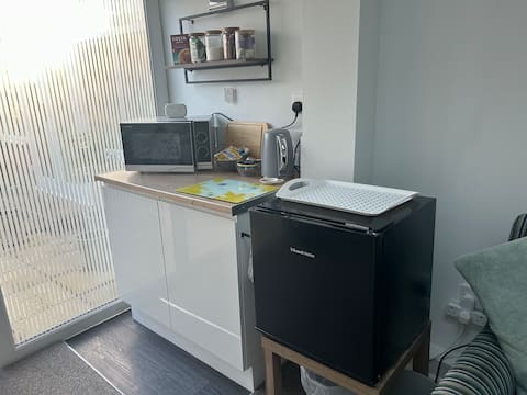 Top Airbnb: The Bumblebee apartment in South Cambridgeshire