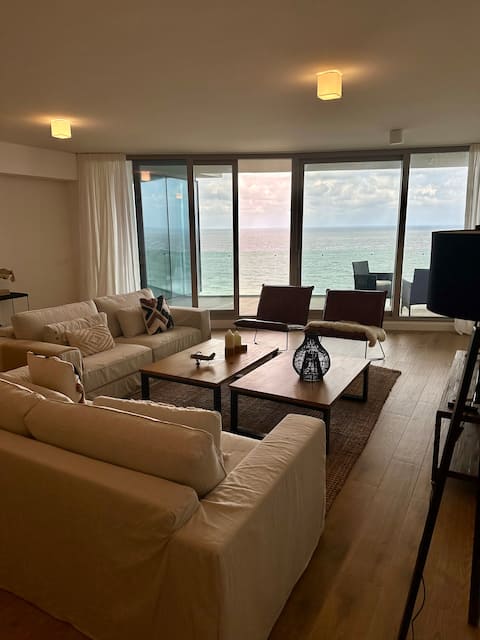 LUXURY Floor at Trump Tower  Oceanfront