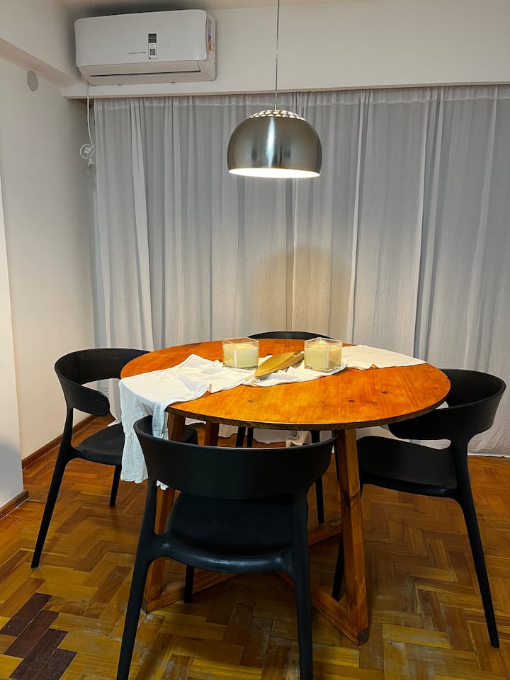 Tu Hogar En Nueva Córdoba: Confort Y Ubicación - Córdoba, Argentina